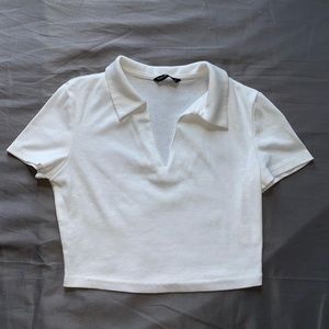 Collared v-neck Shirt